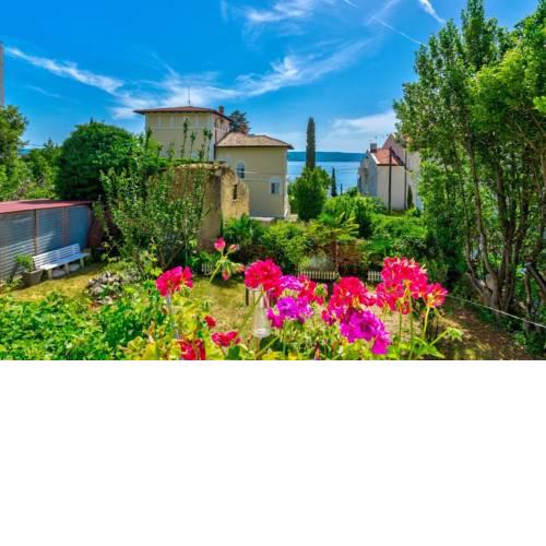 Apartment in Selce 39200