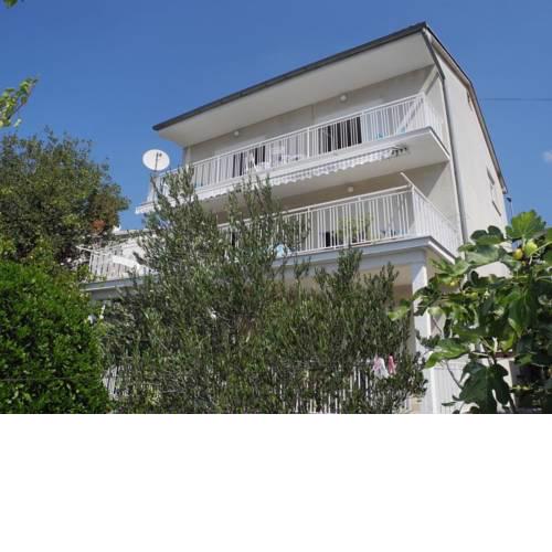 Apartment in Selce 5818