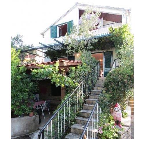 Apartment in Slatine with sea view, terrace, WiFi (4785-1)
