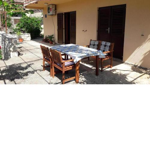 Apartment in Stari Grad Hvar with terrace, air conditioning, WiFi, washing machine 5028-1