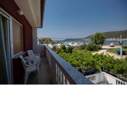 Apartment in Supetarska Draga 16064