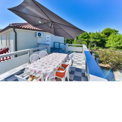 Apartment in Vir - Insel Vir 41305