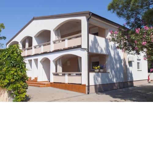 Apartment in Vir with Terrace, Air conditioning, Wifi, Washing machine (4588-2)