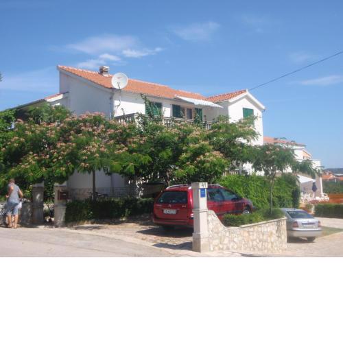 Apartment in Vodice with sea view, balcony, air conditioning, WiFi 5021-2