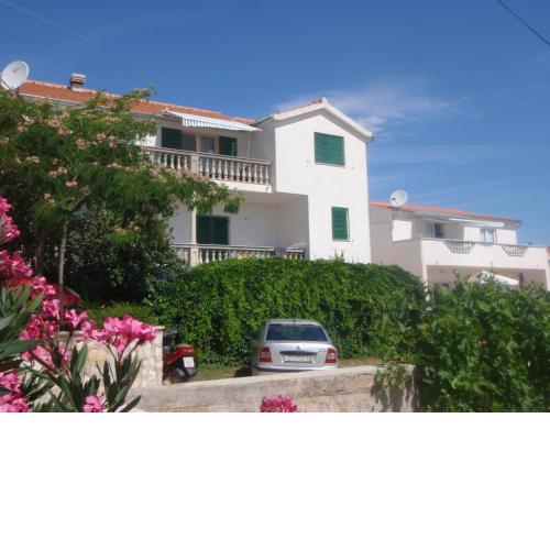Apartment in Vodice with sea view, balcony, air conditioning, WiFi 5021-3