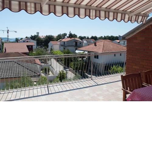 Apartment in Vodice with sea view, terrace, air conditioning, WiFi (4266-3)
