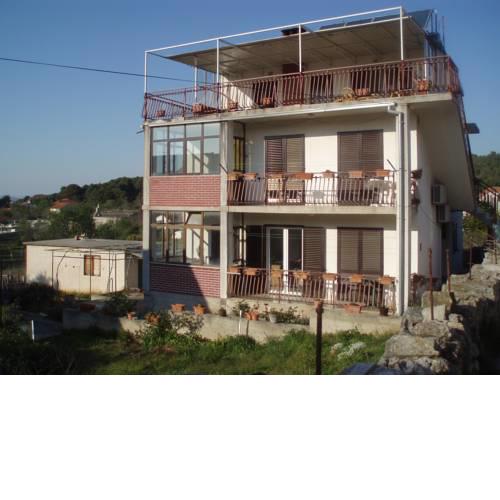 Apartment in Zlarin/Sibenik Riviera 8266