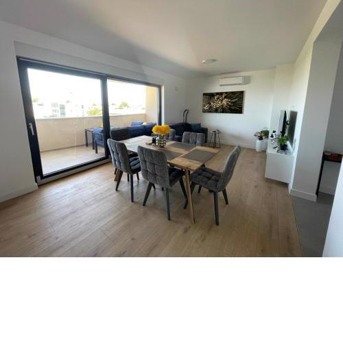 Apartment Iris 2 with free parking and Wi-Fi