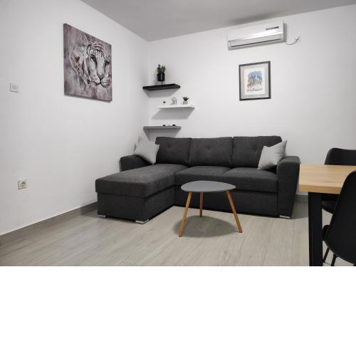 APARTMENT IVANA