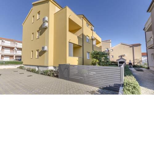 Apartment IVANKA SRIMA
