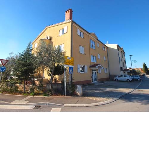 Apartment Ivica 1782