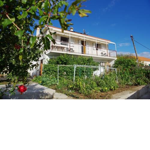 Apartment Jaka