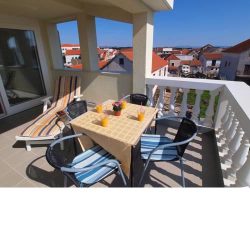 Apartment Jela