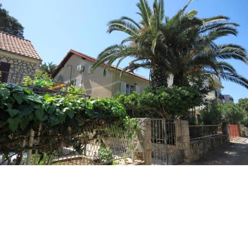Apartment Jelsa 8747a