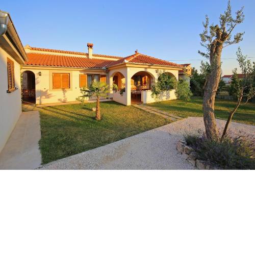 Apartment Josa - 350 m from sea