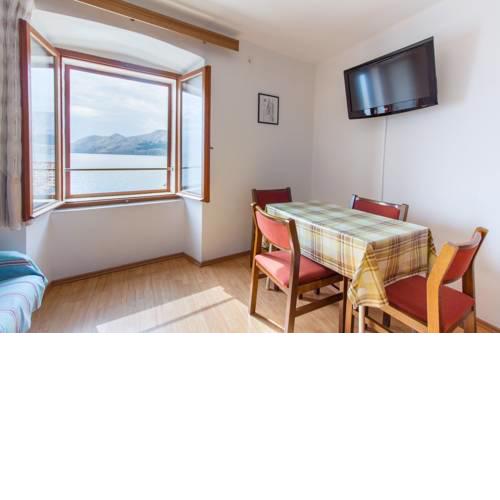 Apartment Josip