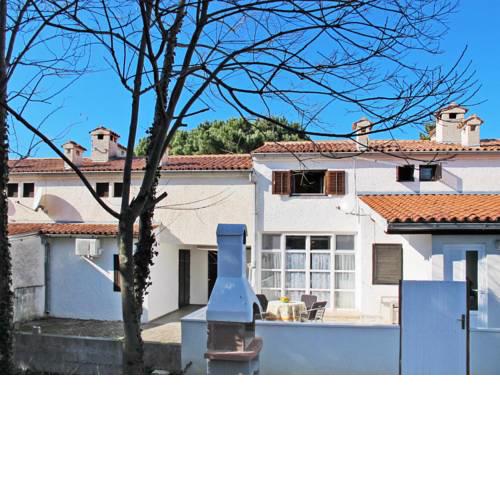 Apartment Josipa (PRC217)