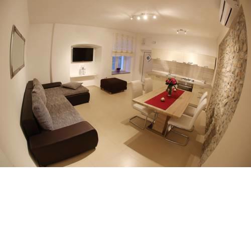 Apartment Kala