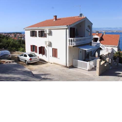 Apartment Kali 8202a