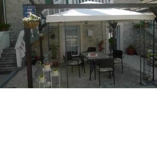 Apartment Kameni dvori