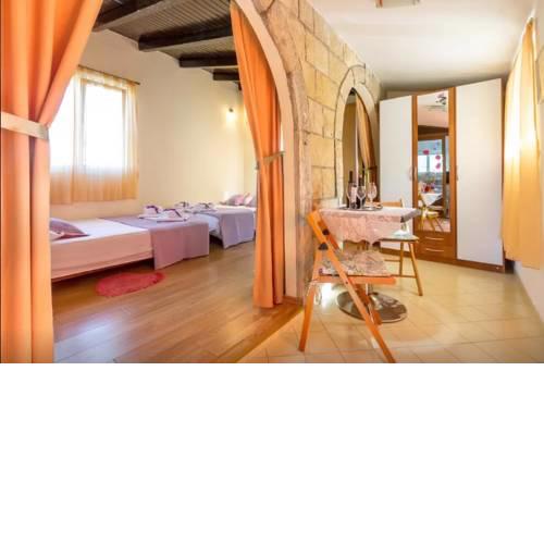 Apartment Karlana