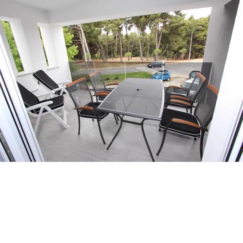 Apartment Karlo 1