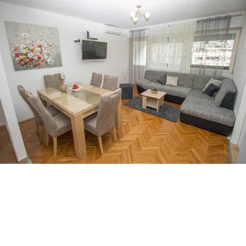 Apartment Karlo