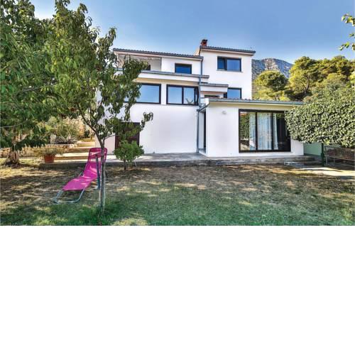 Apartment Kastel Gomilica 7