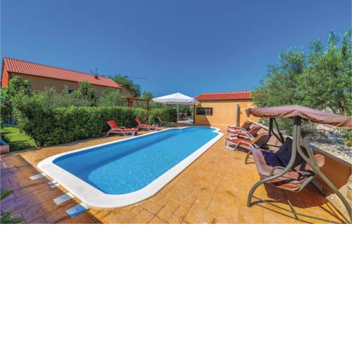 Apartment Kastel Stari II