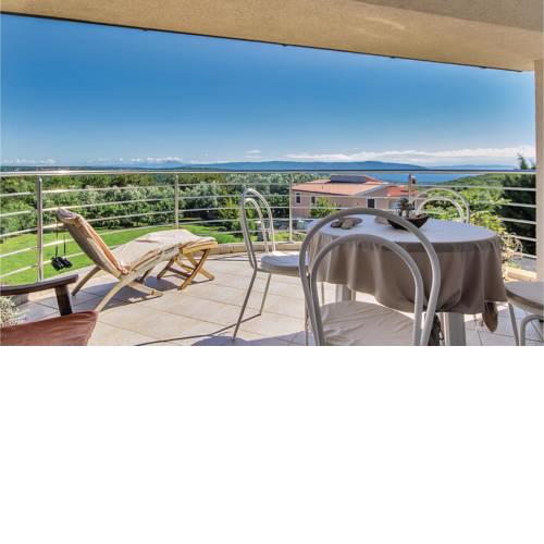 Apartment Kavran with Sea View I