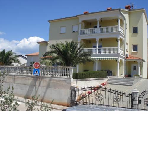 Apartment Komljenovic