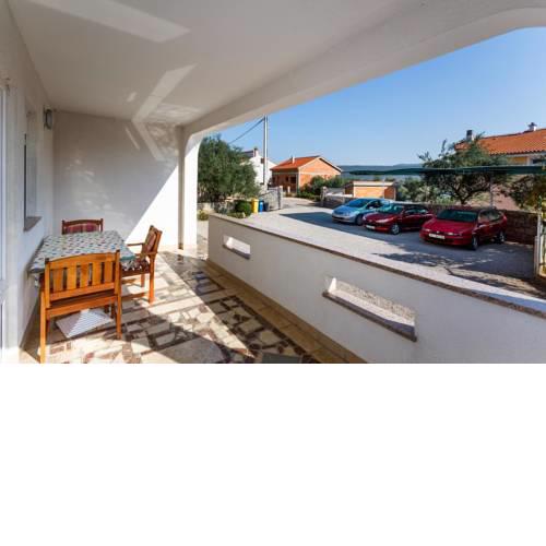 Apartment Kornic 5306b