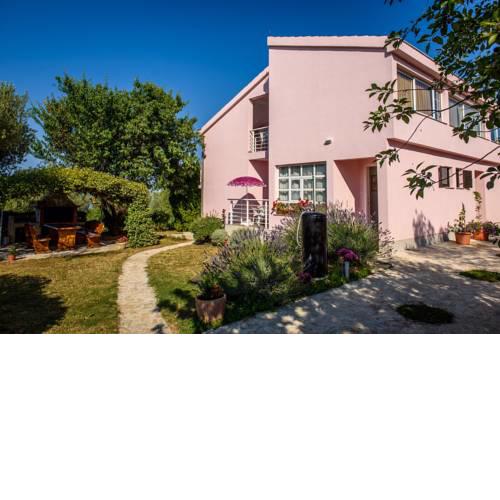 Apartment Kozino 1O