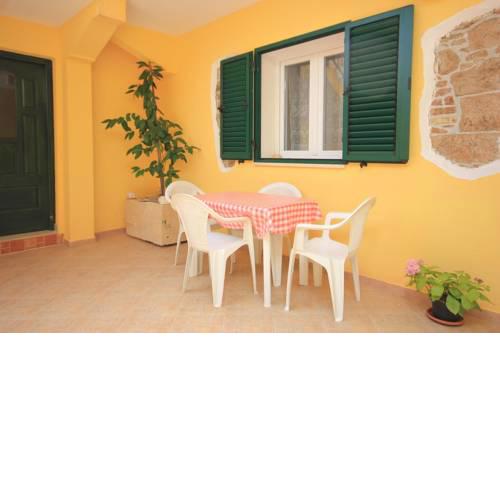 Apartment Kukljica 8209c