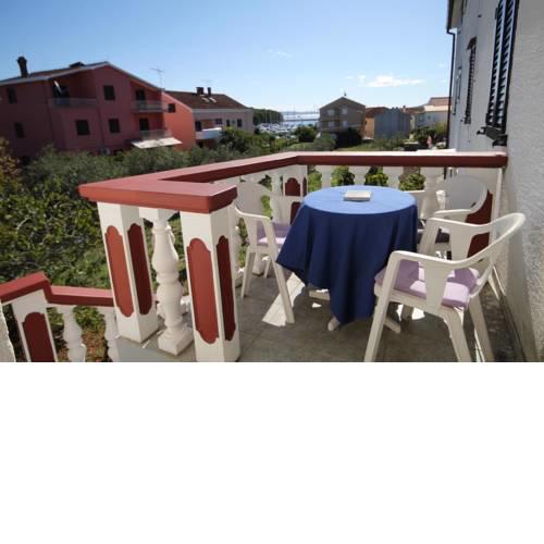 Apartment Kukljica 8402b