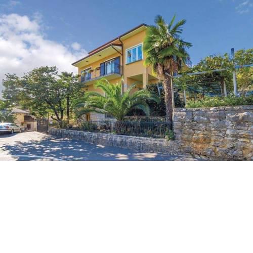 Apartment Kumicic - 3 Bedrooms