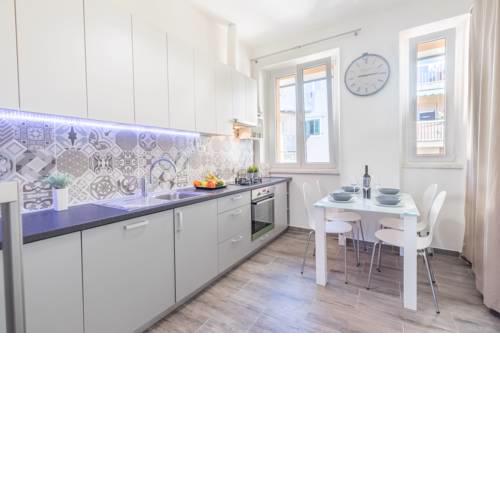 Apartment Kyra