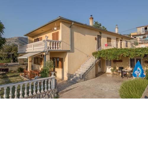 Apartment Lana