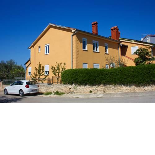 Apartment Lauro