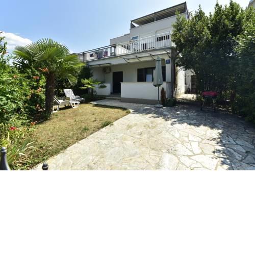 Apartment Laurus