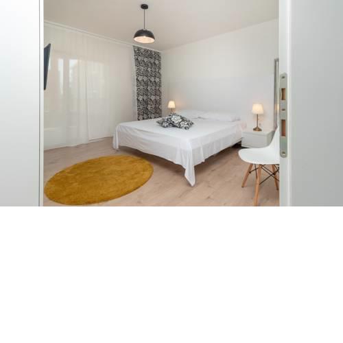 Apartment Lena