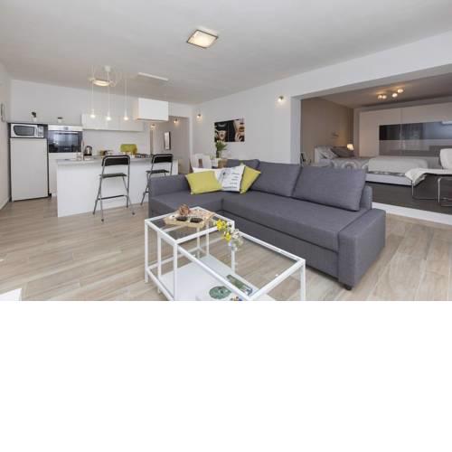 Apartment Leni
