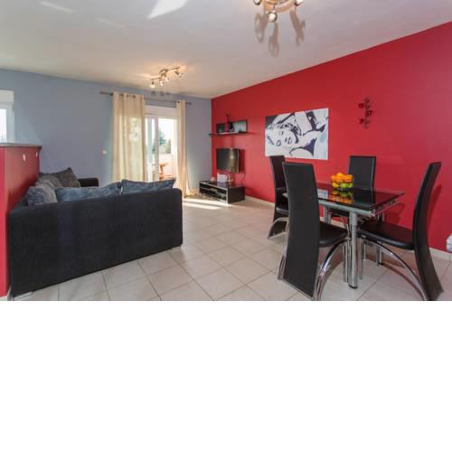 Apartment Lenny Cerova