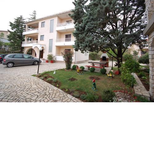 Apartment Lidija
