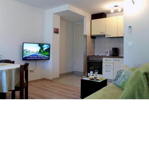 Apartment Ljubica Kaštel Gomilica