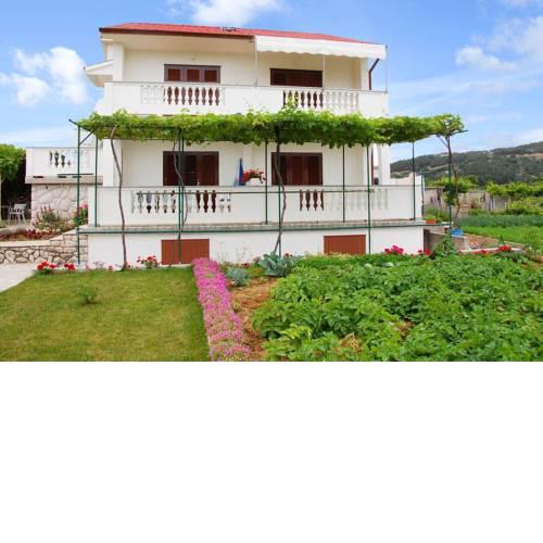Apartment Lopar 1