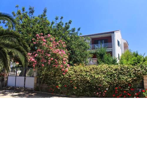 Apartment Loviste 10182c
