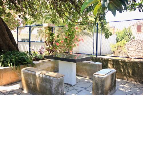 Apartment Loviste 10182d