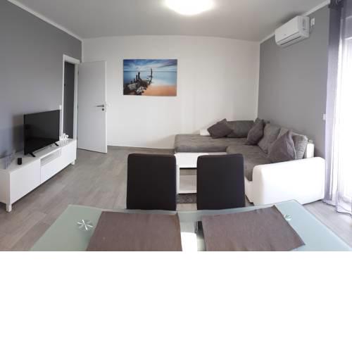 Apartment Lu-Ka