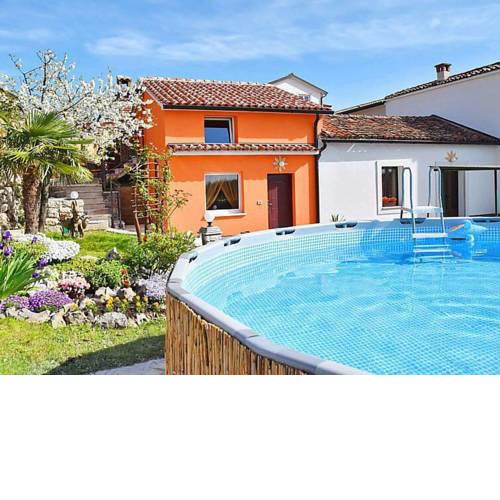 Apartment Luana